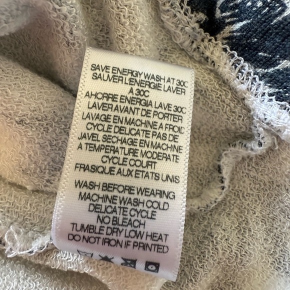 Sundry White Long Sleeve Crewneck Top with Blue/Grey Palm Tree Print Size (2) M - Picture 9 of 9